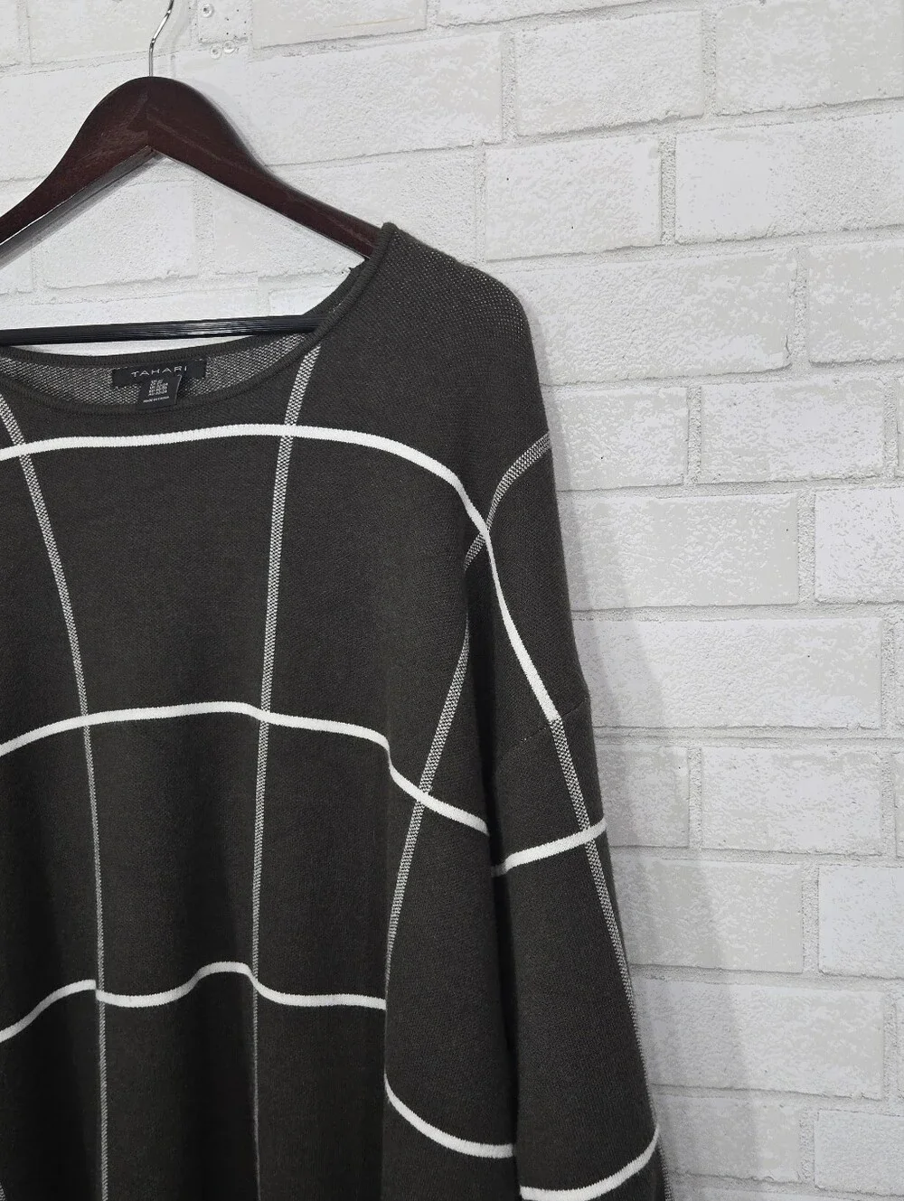 Tahari sweater